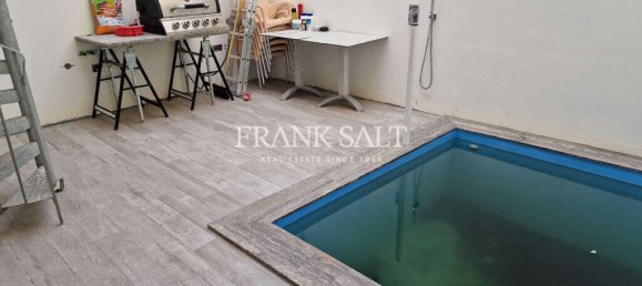 3 غرف نوم طابقين في Zabbar, Malta رقم 1926 12