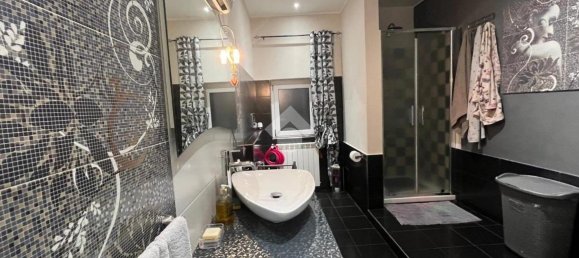 3غرفة شقة في Velletri, Italy رقم 2427 30