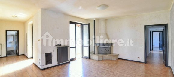 Ático de 2 dormitorios en Seregno, Italy No. 365548 9