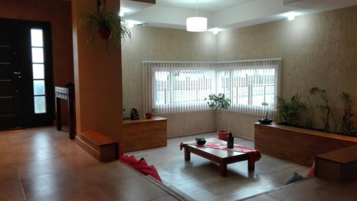 5 bedrooms House in Santa Cruz, Argentina No. 63283