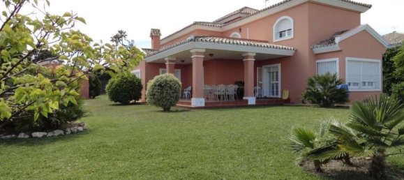 4 Schlafzimmer Haus in Estepona, Spain, Nr. 119917 4