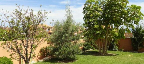 4 Schlafzimmer Haus in Estepona, Spain, Nr. 119917 11