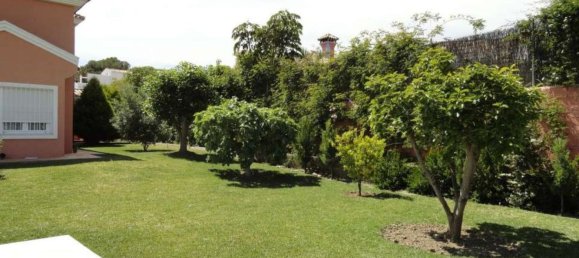 4 Schlafzimmer Haus in Estepona, Spain, Nr. 119917 10