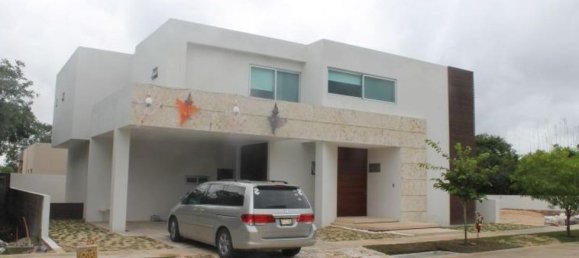 Casa de 4 dormitorios en Yucatán, Mexico No. 171492 2