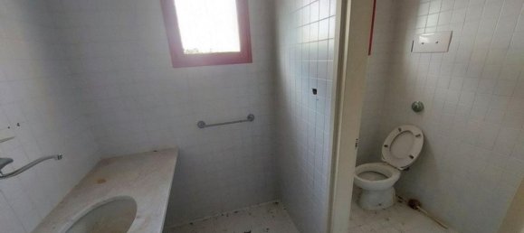 1220m² Warehouse in Concordia Sagittaria, Italy No. 369915 10