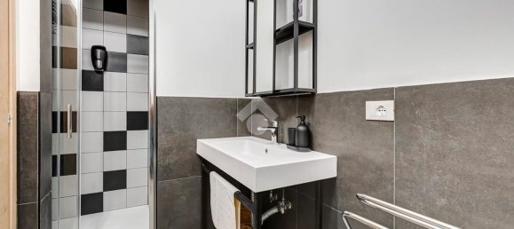 3 bedrooms Apartment in Rome, Italy No. 318674 34