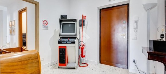 3 bedrooms Apartment in Rome, Italy No. 318674 6