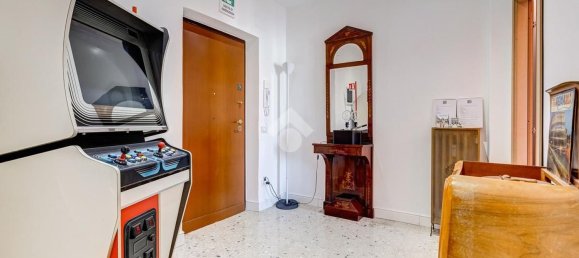 3 bedrooms Apartment in Rome, Italy No. 318674 7