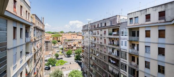 3 bedrooms Apartment in Rome, Italy No. 318674 42