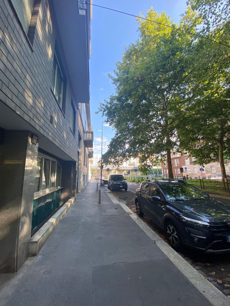 2 Schlafzimmer Wohnung in Milan, Italy, Nr. 366429