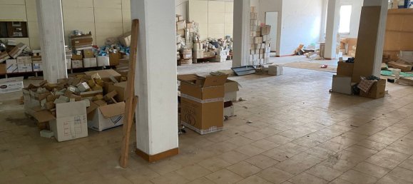 216m² Commercial property in San Giovanni Teatino, Italy No. 278448 16