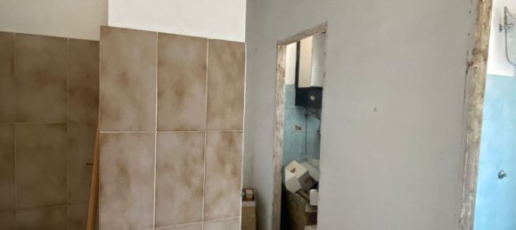 216m² Commercial property in San Giovanni Teatino, Italy No. 278448 9