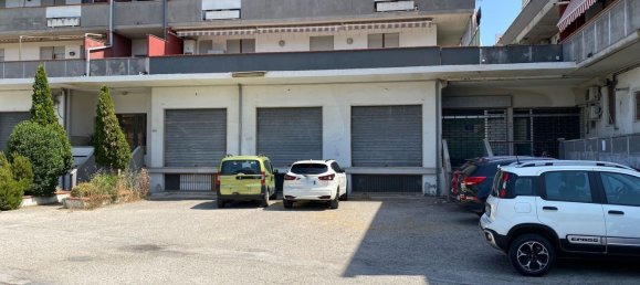 216m² Commercial property in San Giovanni Teatino, Italy No. 278448 20
