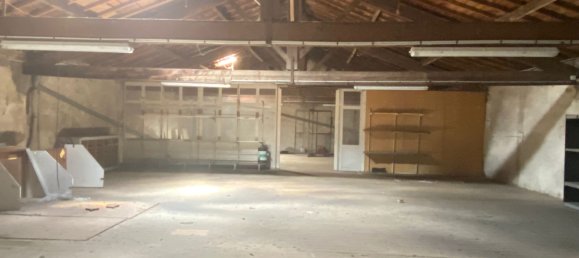 300m² Commercial property in Mazamet, France No. 296756 4