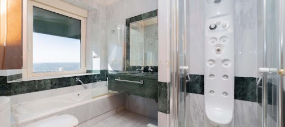 5 bedrooms Penthouse in Madrid, Spain No. 183389 11