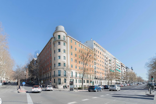 5 bedrooms Penthouse in Madrid, Spain No. 183389