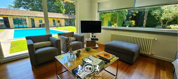 Villa de 4 dormitorios en Castelletto sopra Ticino, Italy No. 329224 21