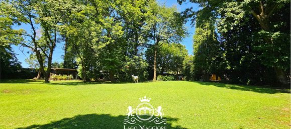 Villa de 4 dormitorios en Castelletto sopra Ticino, Italy No. 329224 11