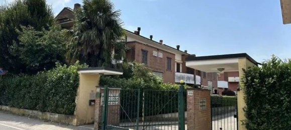 4-Zimmer Doppelhaus in Cesano Maderno, Italy, Nr. 186909 17