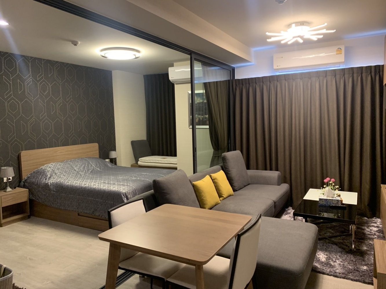 Кондоминиум  в Хуа Хин, Таиланд № 64227