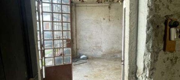 Studio in Fenegrò, Italy No. 283421 2