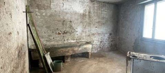 Studio in Fenegrò, Italy No. 283421 5