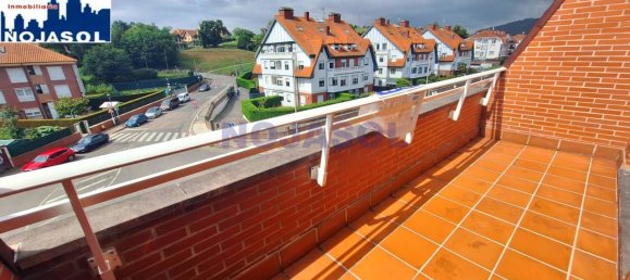 2 bedrooms Penthouse in Cantabria, Spain No. 137554 3