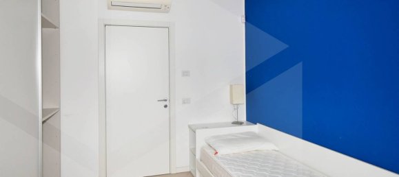 3 rooms Apartment in Legnano, Italy No. 21411 12