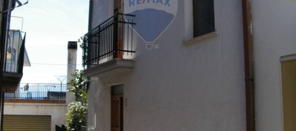 2 bedrooms House in Sant'Eusanio del Sangro, Italy No. 43305 20