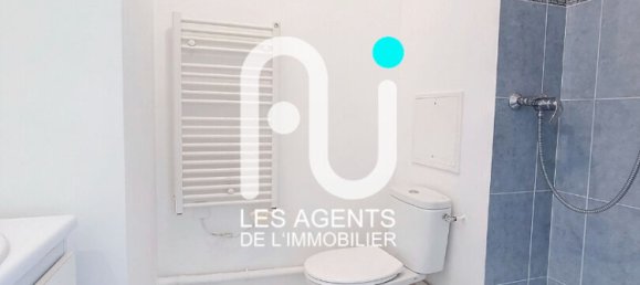 3 bedrooms Apartment in Colombes, France No. 175641 5