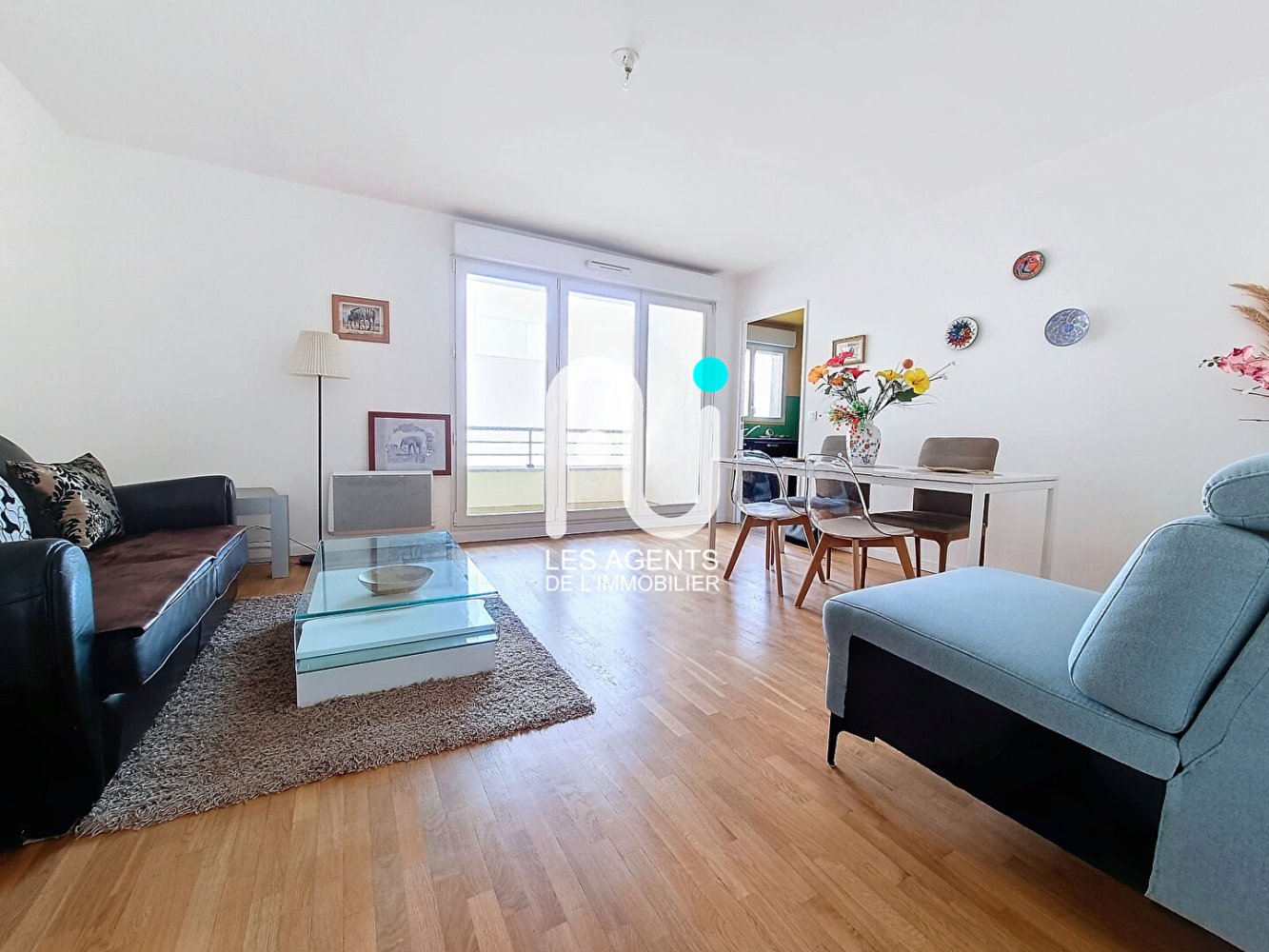 3 bedrooms Apartment in Colombes, France No. 175641