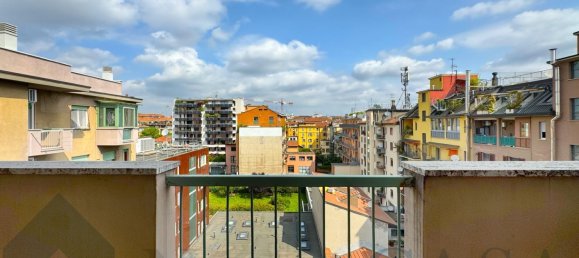 5 bedrooms Apartment in Milan, Italy No. 362691 25