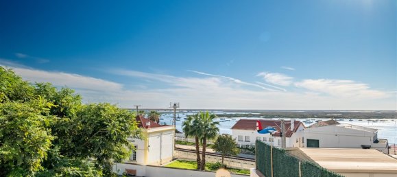 170m² Building in Faro, Portugal No. 117430 5