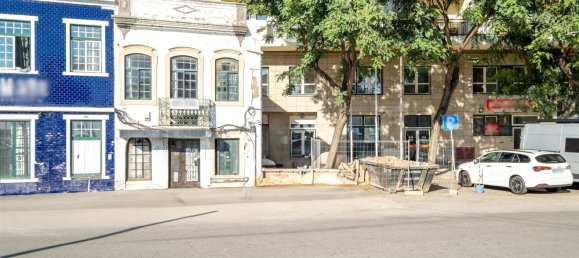 170m² Building in Faro, Portugal No. 117430 19