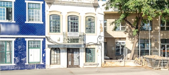 170m² Building in Faro, Portugal No. 117430 18