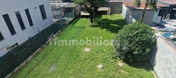 Вилла с 2 спальнями в Тревильо, Италия № 355749 3