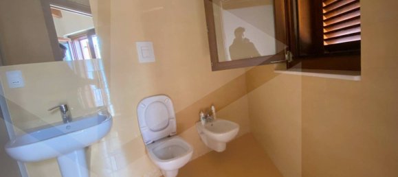 3 rooms Apartment in Bitonto, Italy No. 20296 22