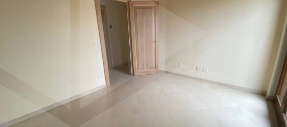 3 rooms Apartment in Bitonto, Italy No. 20296 9