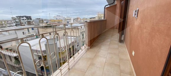 3 rooms Apartment in Bitonto, Italy No. 20296 16