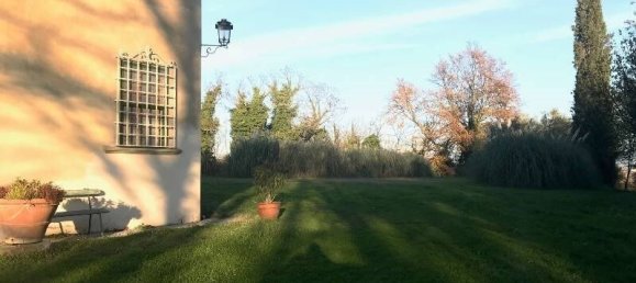 4 bedrooms Villa in Fucecchio, Italy No. 120493 9