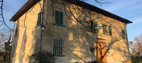 4 bedrooms Villa in Fucecchio, Italy No. 120493 3