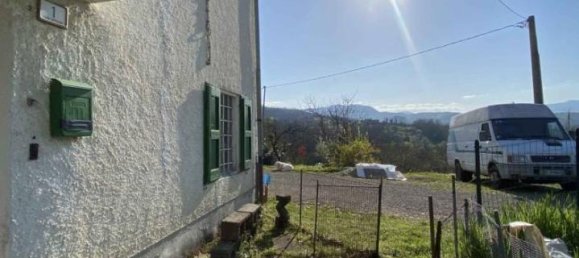 5 rooms House in Vetto, Italy No. 109428 16