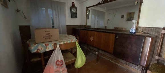 5 rooms House in Vetto, Italy No. 109428 5