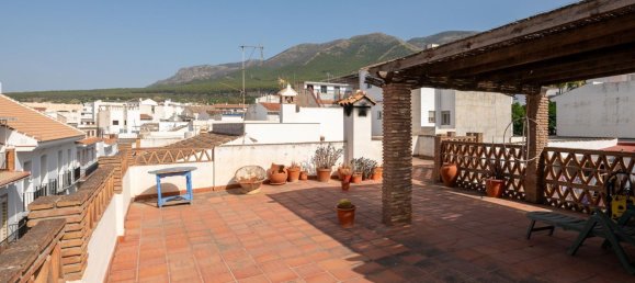 3 bedrooms Townhouse in Alhaurin el Grande, Spain No. 151039 4