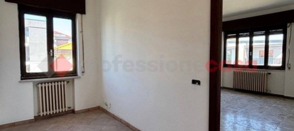 3 Schlafzimmer Villa in Landriano, Italy, Nr. 7832 12