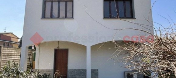 3 Schlafzimmer Villa in Landriano, Italy, Nr. 7832 26