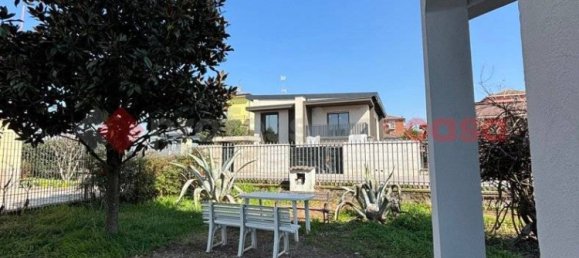 3 Schlafzimmer Villa in Landriano, Italy, Nr. 7832 31