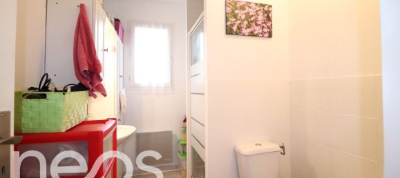 Casa de 4 dormitorios en Grayan-et-l'Hopital, France No. 320222 8