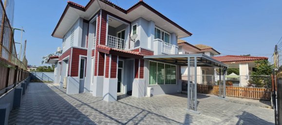 4 bedrooms House for sale in Pattaya, Chonburi, Eastern Thailand, Thailand № 73987 27