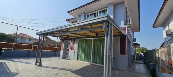 4 bedrooms House for sale in Pattaya, Chonburi, Eastern Thailand, Thailand № 73987 3